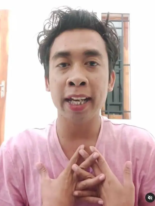 6 Potret Terbaru Mimi Peri, Beri Bantahan Tidak Sakit Parah