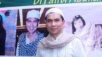 Krisna Mukti terharu dengan sambutan masyarakat.(Foto: Wimbarsana/Bintang.com)