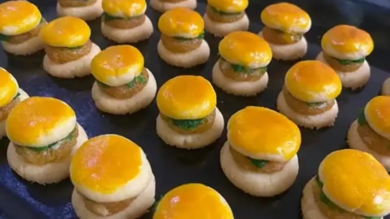 Resep nastar burger, kue Lebaran yang unik. (dok. Cookapd @lolitaryani)