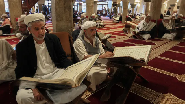 Semarak Ramadan di Masjid Agung Sanaa