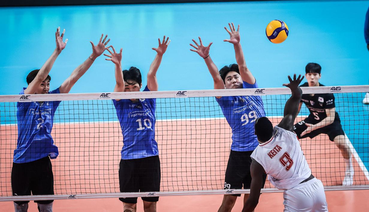 Dalam pertandingan semifinal yang berlangsung ketat tersebut, Jakarta Bhayangkara Presisi tampil impresif sejak set pertama. Tim asuhan pelatih Reidel Toiran mampu mengatasi perlawanan Hyundai Capital Skywalkers melalui kombinasi serangan cepat dan pertahanan disiplin. (Dok PBVSI)