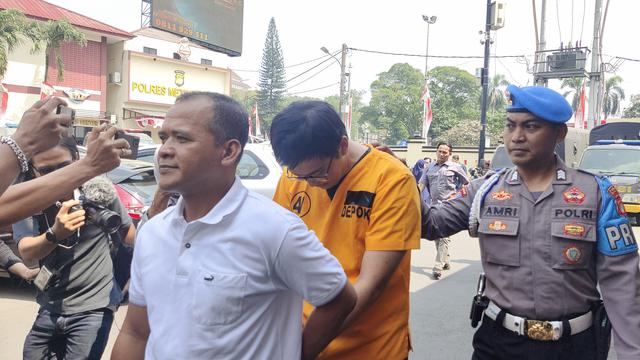 Altafasalya Ardnika Basya alias AAB (23) mahasiswa UI yang membunuh adik angkatnya mengaku mengalami kerugian bermain Crypto.