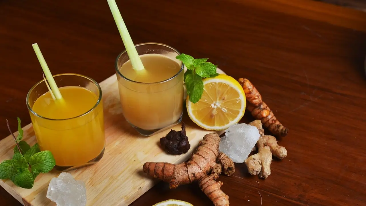 jamu kunir asem