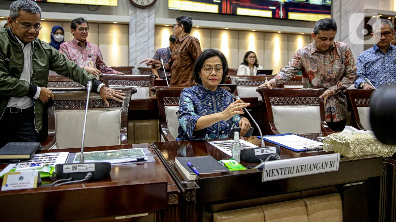 Menteri Keuangan Sri Mulyani Bahas Dana Bagi Hasil Bersama Komisi XI DPR