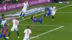 Berita video kerja sama Lionel Messi dan Luis Suarez menciptakan gol indah Barcelona ini. This video presented by BallBall.