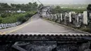 Pemandangan jembatan Kaoliao yang runtuh di wilayah Hualien Taiwan timur (19/9/2022). Gempa bermagnitudo 6,9 mengguncang Kabupaten Hualien, Taiwan, pada Minggu pukul 14.44 waktu setempat (13.44 WIB). (AFP/Sam Yeh)