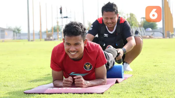 Bek Timnas Indonesia U-22, Amiruddin Bagas Kaffa saat sesi latihan di Visakha Training Center, Phnom Penh, Kamboja, Sabtu (6/5/2023) jelang menghadapi Timor Leste pada laga ketiga Grup A SEA Games 2023, Minggu, 7 Mei 2023. (Bola.com/Abdul Aziz)