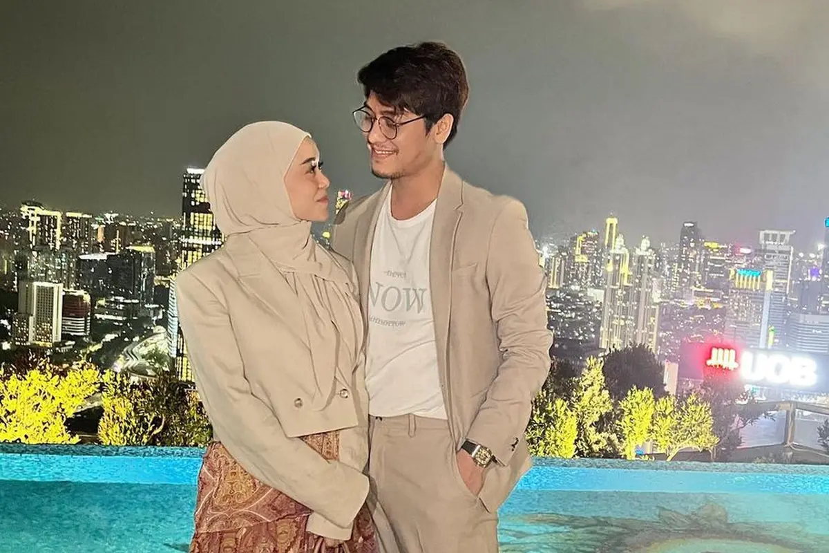 Rizky Billar dan Lesti Kejora. (Foto: Dok. Instagram @lestykejora)