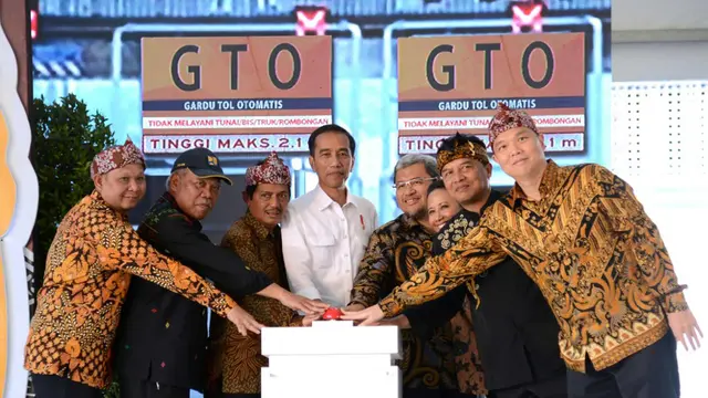 Presiden Jokowi Resmikan Tol Soroja