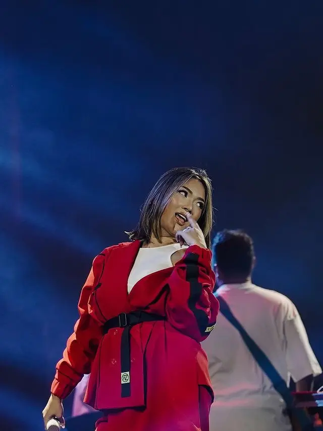 Marion tampil di acara HUT 57 tahun Telkomsel