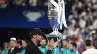 Jurgen Klopp menilai, Liverpool tampil dominan dengan mencetak banyak peluang, namun kesulitan menjebol gawang Real Madrid. (AFP/Franck Fife)