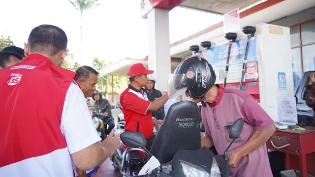 Pertamina memberikan pembinaan dan sanksi kepada 31 SPBU di Sumatera Barat. (Dok Pertamina)