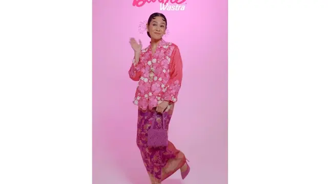 6 Gaya Andien Jadi Barbie dengan Balutan Kain Nusantara, Curi Perhatian