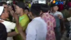 Aliran ini mewajibkan kaum perempuan sholat Jumat di Masjid.