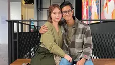 Alam Ganjar, anak Ganjar Pranowo yang kisah cintanya menarik untuk disimak. Alam memiliki kekasih cantik bernama Anggitha Ayu. Anggitha Ayu sama seperti Alam berkuliah di UGM. Keduanya sama-sama kompak saat bersama. (Liputan6.com/IG/alamganjar)