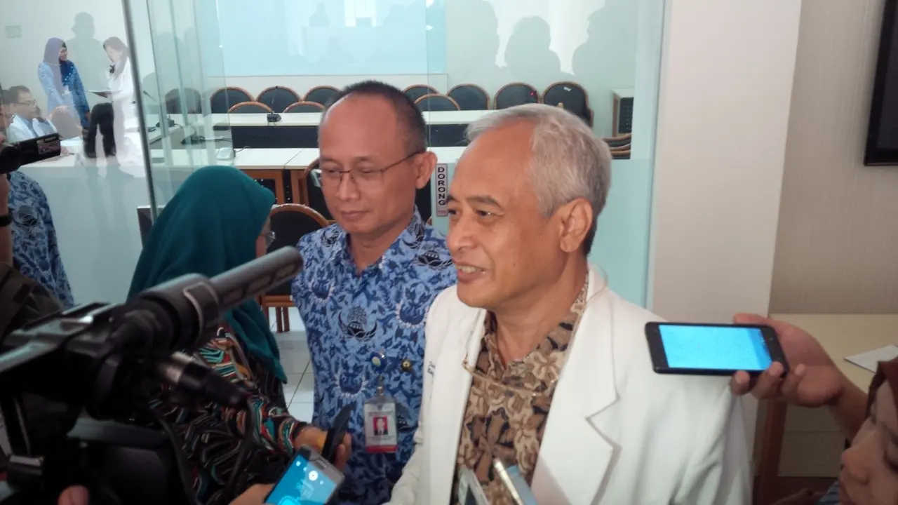 dokter yang menangani Arya Permana