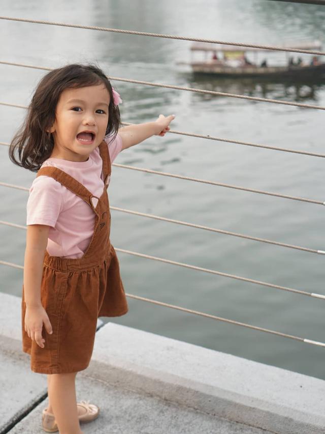 7 Potret Terbaru Salma Jihane, Putri Atiqah dan Rio Dewanto yang Menggemaskan