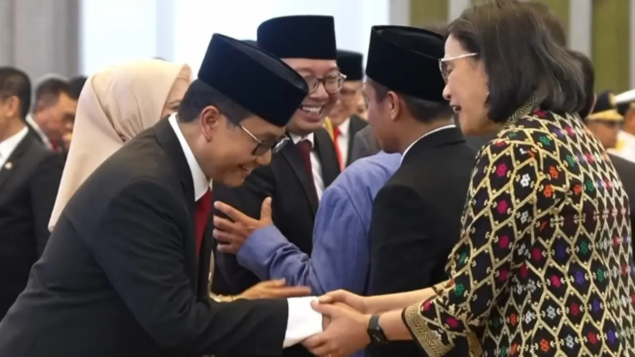 Menteri Keuangan (Menkeu) Sri Mulyani Indrawati menghadiri pengambilan sumpah jabatan anggota Badan Pemeriksa Keuangan (BPK) di Kantor Mahkamah Agung. (Istimewa)