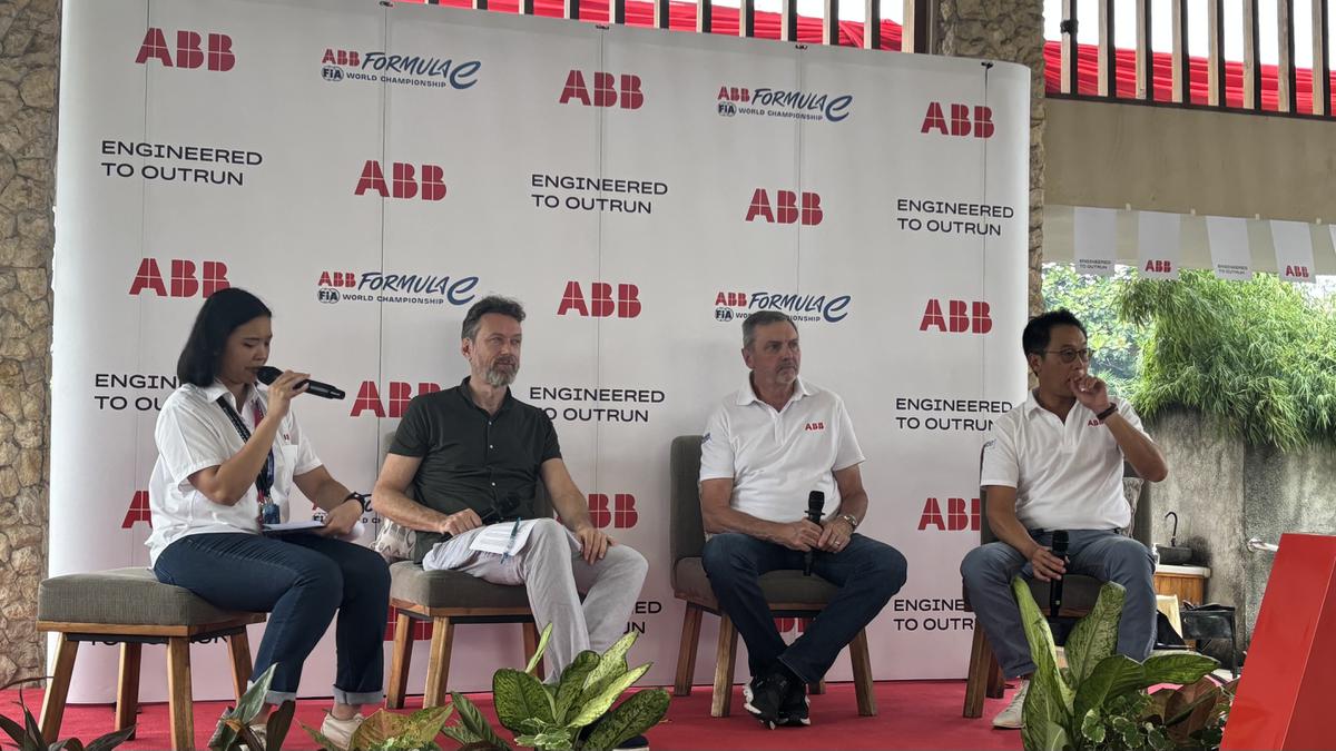 Formula E Jakarta 2025: ABB Pertegas Komitmen Jalankan Mobilitas Berkelanjutan