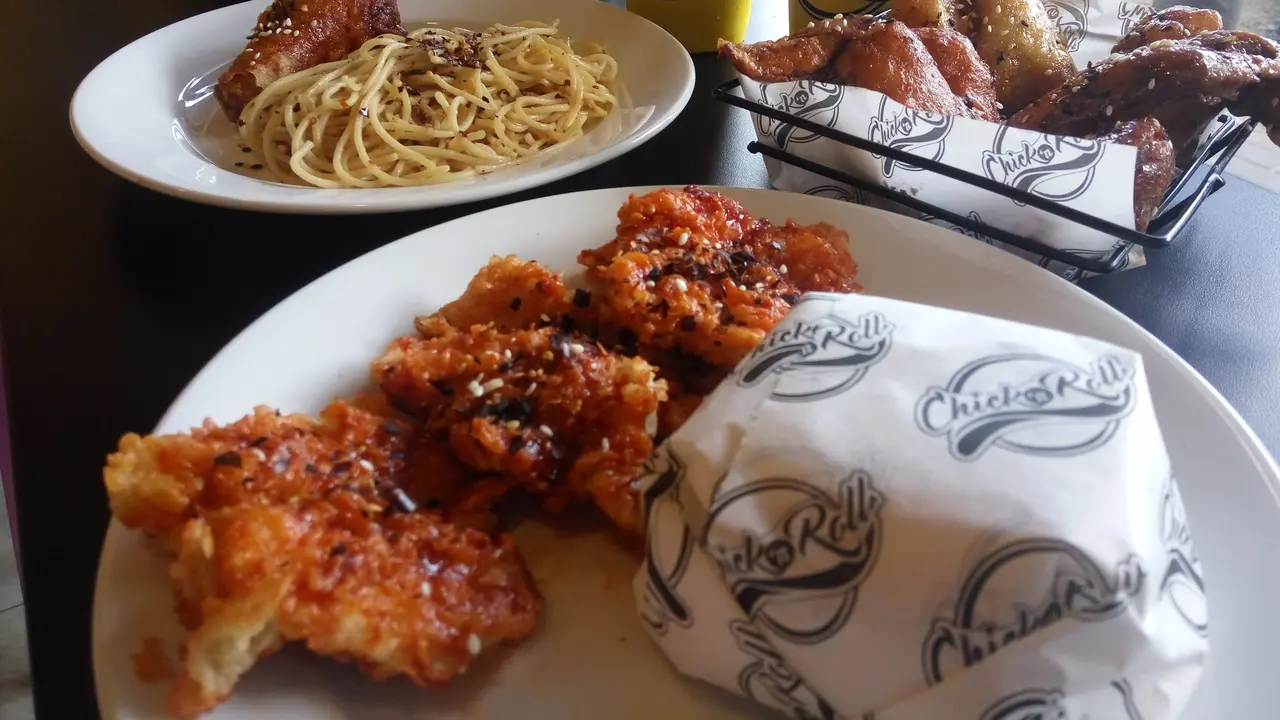 Chick 'N Roll