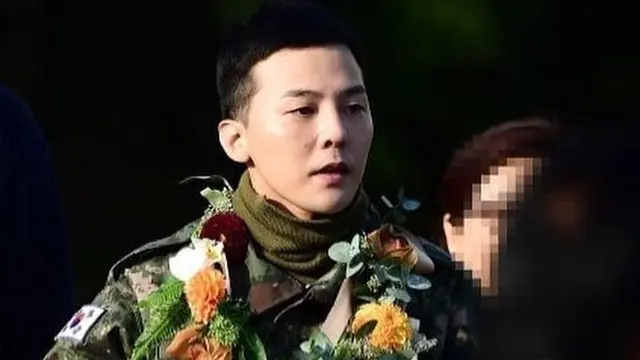Potret Terbaru G-Dragon Usai Wajib Militer