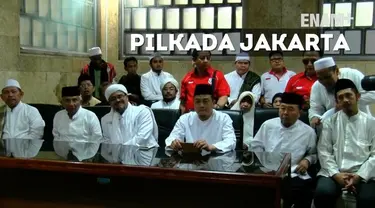 Ratusan anggota organisasi massa Islam berkumpul di Masjid Istiqlal, Jakarta Pusat, Minggu (18/9/2016).
