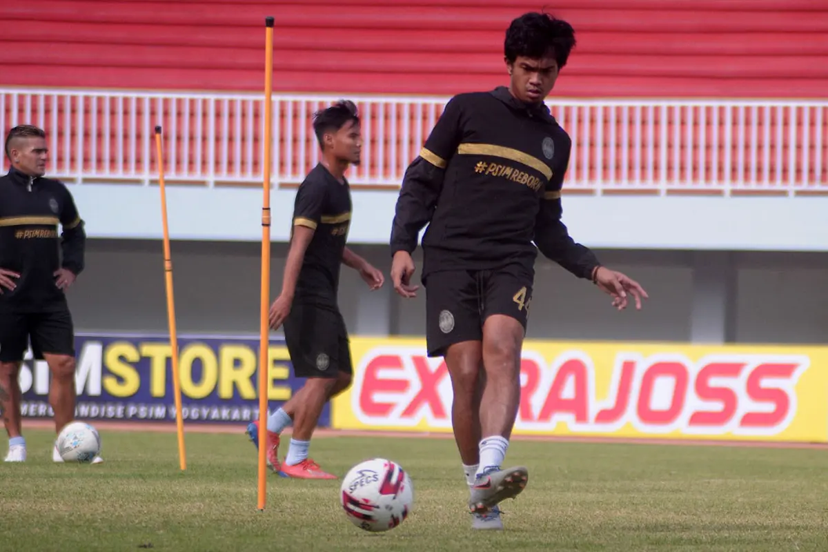 Achmad Hisyam Tolle