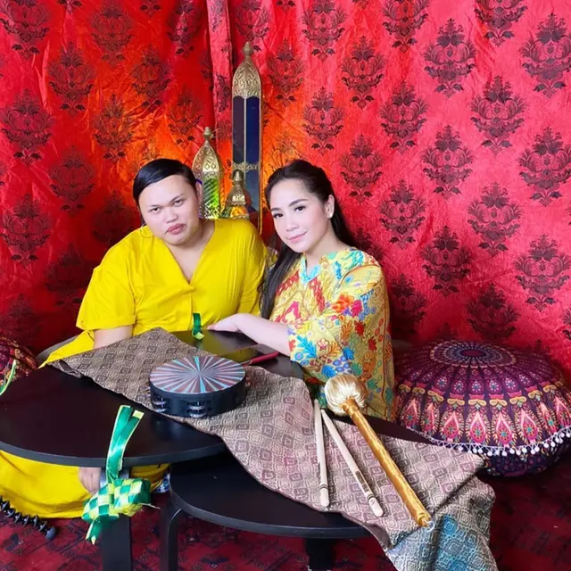 Wandahara dan Nagita Slavina. (Foto: Instagram @wanda_haraa)
