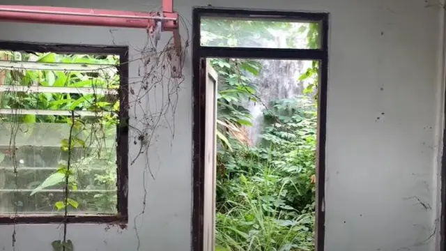 6 Potret Rumah Pelawak Jojon yang Terbengkalai Bertahun-Tahun, Suasananya Seram