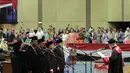 Prosesi pengambilan sumpah lima pimpinan DPRD DKI Jakarta saat dilantik di Gedung DPRD DKI Jakarta, Senin (14/10/2019). Wakil Ketua DPRD DKI Jakarta dijabat oleh Ahmad Suhaimi dari PKS, Zita Anjani dari PAN, M Taufik dari Gerindra, dan Misan Samsuri dari Demokrat. (Liputan6.com/Faizal Fanani)