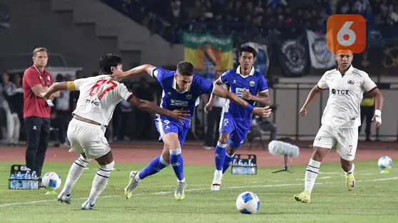 Persaingan Ketat Sektor Winger di Persib Bandung