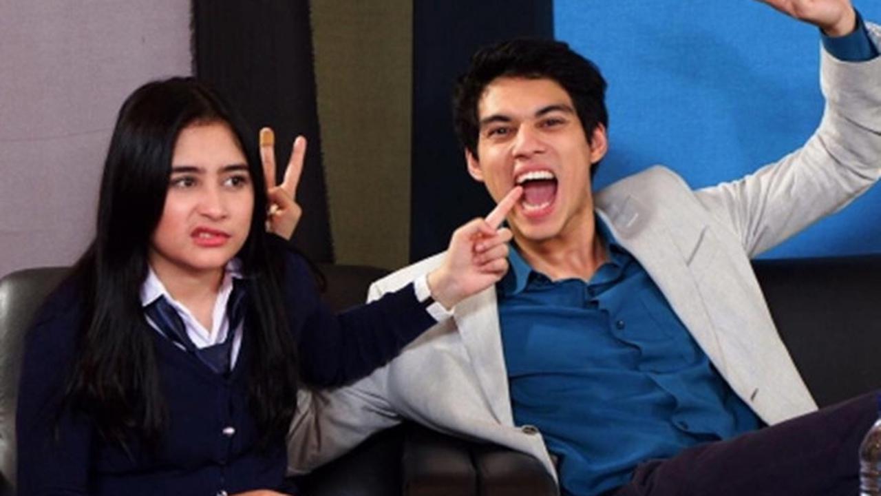 [Bintang] Prilly Latuconsina dan Maxime Bouttier