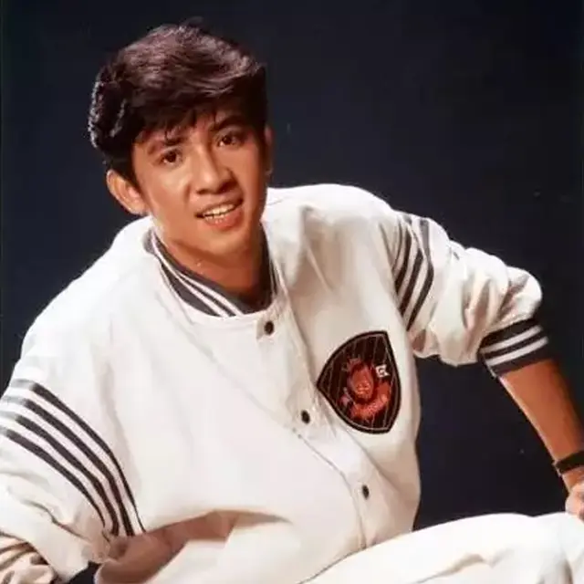 [Fimela] 6 Potret Richie Ricardo, Mengenang Aktor Ganteng di era 80-an yang Meninggal Muda