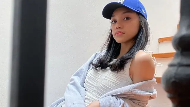 FOTO: Gaya Kasual Naura Ayu, Santai Namun Tetap Stylish