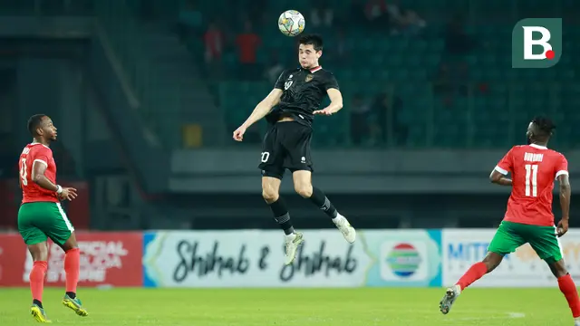 Foto: Melihat Aksi Duo Menara di Lini Pertahanan Timnas Indonesia
