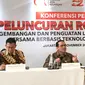 Kepala Eksekutif Pengawas Lembaga Pembiayaan, Perusahaan Modal Ventura, Lembaga Keuangan Mikro dan Lembaga Jasa Keuangan Lainnya (PVML) OJK Agusman, dalam konferensi pers di Hotel Four Season, Jakarta Selatan, Jumat (10/11/2023). (Tira/Liputan6.com)