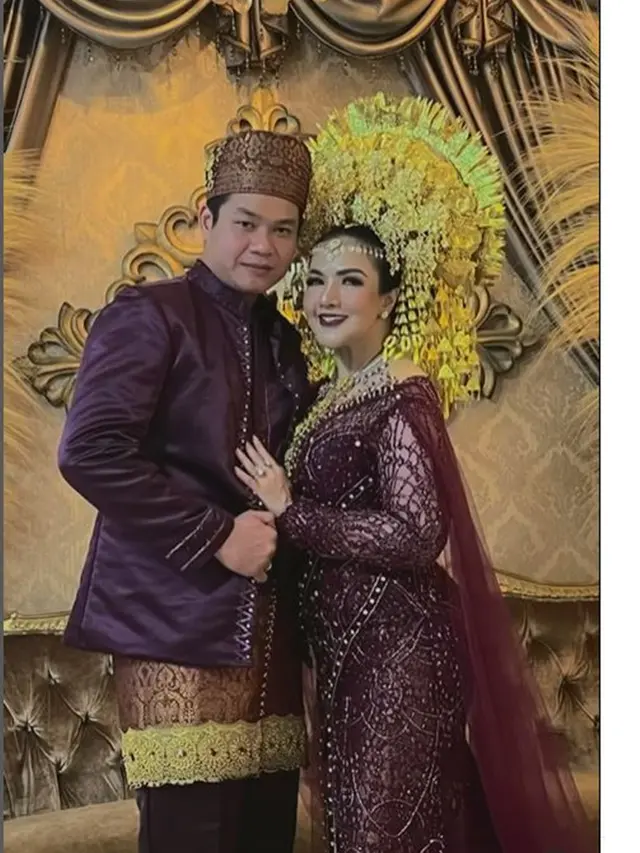 6 Potret Post Wedding Barbie Kumalasari, Pakai Busana Pengantin Sunda dan Minang