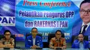 Fraksi PAN menggelar konferensi pers terkait persiapan Rapat kerja Nasional (Rakernas) I dan pelantikan pengurus PAN Zulkifli Hasan di Ruang FPAN Gedung Nusantara I Komplek Parlemen, Senayan, Jakarta, Senin (4/5/2015). (Liputan6.com/Andrian M Tunay)