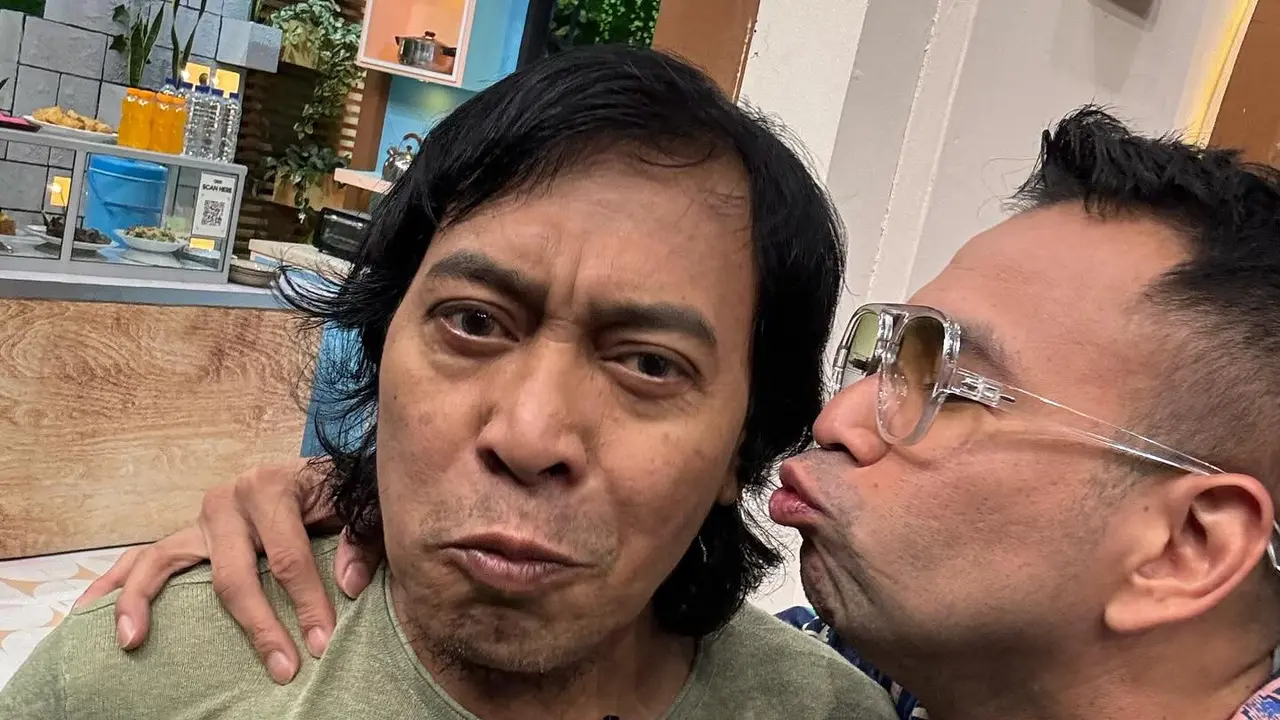 Raffi dan Komeng