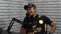 Mantan pemain Persib, Airlangga Sutjipto. (Layar tangkap YouTube)