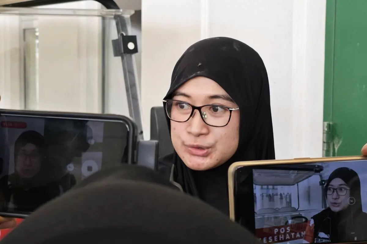 Ane Dwi Sari, dokter jaga di Pos Kesehatan Bandara yang ada di Gate B-2 Terminal Haji Bandara KAIA, Jeddah. (Nafiysul Qodar/Liputan6.com)