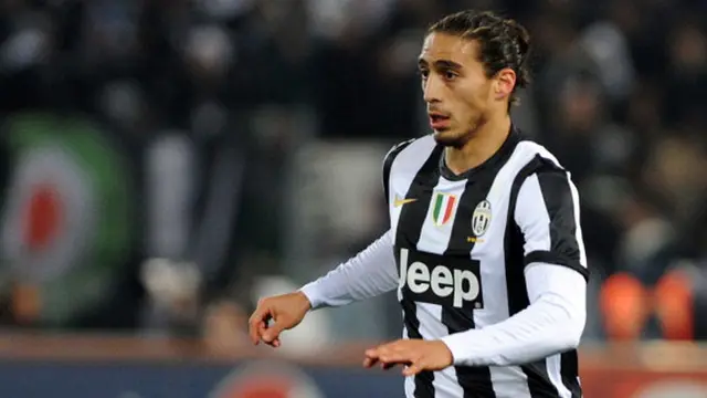 martin-caceres-130319-logo.jpg