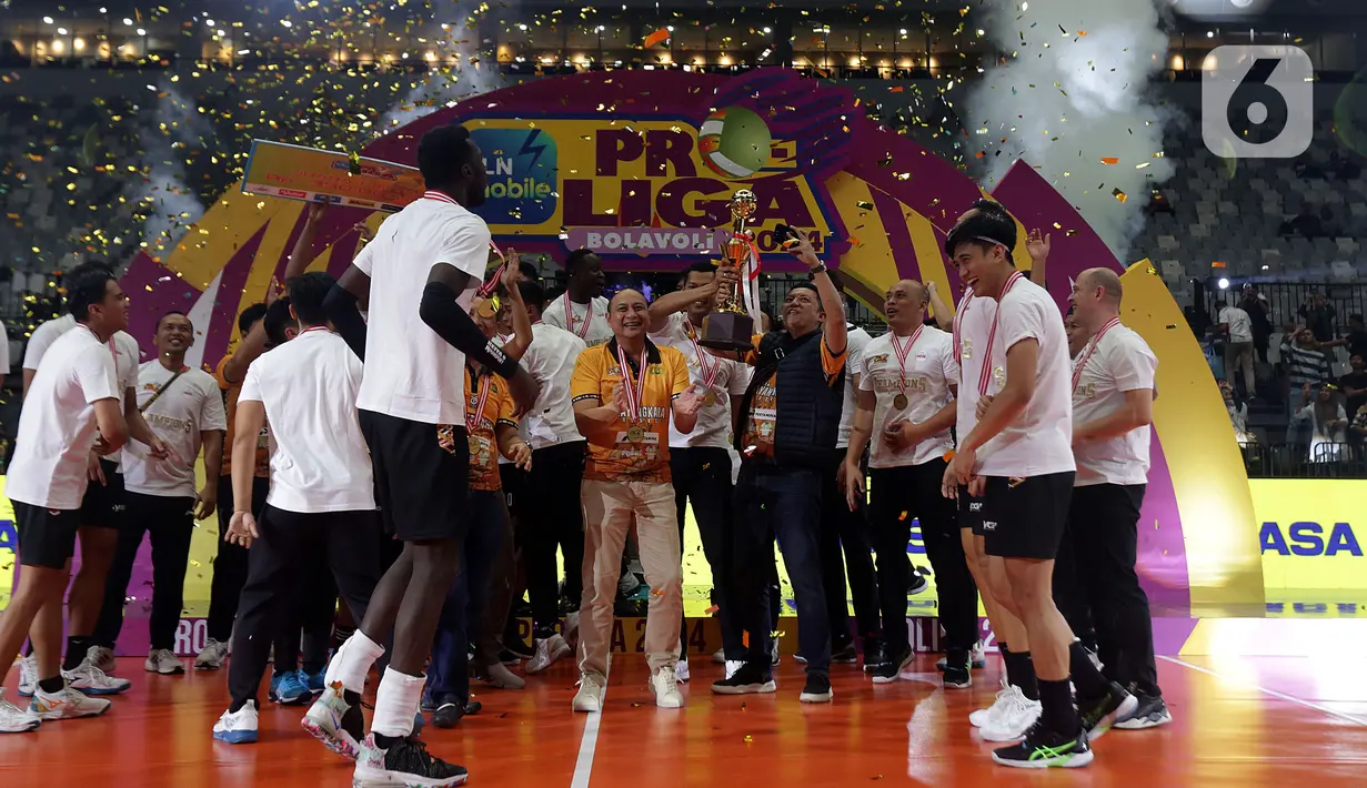 Jakarta Bhayangkara Presisi menjadi juara PLN Mobile Proliga 2024 usai mengalahkan Jakarta Lavani Allo Bank Electric dengan skor 3-1 (28-30, 25-22, 25-22, dan 25-23). (Liputan6.com/Helmi Fithriansyah)