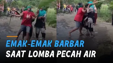 Ia mengibaskan batang secara acak hinggamengenai tubuh dan kepala peserta lain.