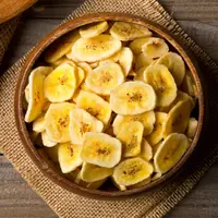 ilustrasi kripik pisang/Shawn Hempel/shutterstock