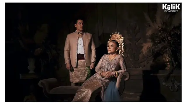 9 Potret Prewedding Dinnar Candy dan Ridho Ilahi, Usung Adat Minang Serta Modern