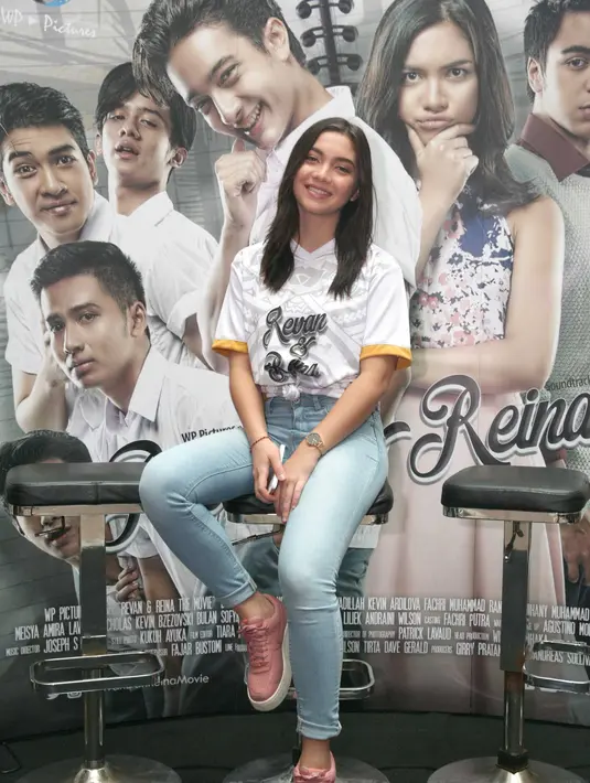 Dibesarkan di layar kaca, bintang sinetron Anugerah Cinta itu juga banyak merasakan tantangan. Sebagai pendatang baru dalam dunia film, ia juga merasakan puas dengan karakter yang diperankan. (Nurwahyunan/Bintang.com)