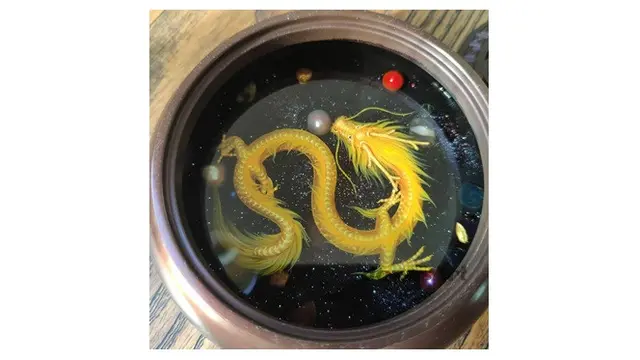 Seniman Ini Bikin Lukisan 3D di Resin, 7 Hasilnya Mengagumkan