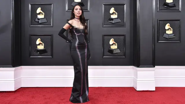 FOTO: Olivia Rodrigo Raih 3 Piala Grammy Awards 2022