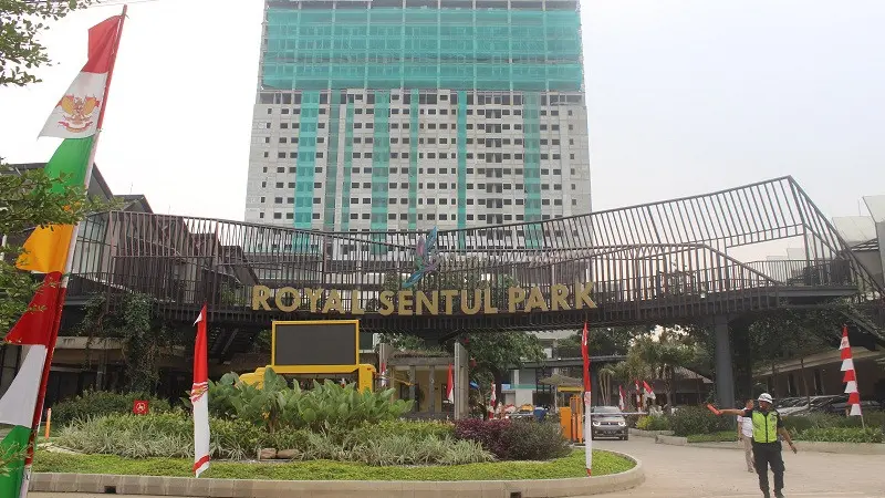 Royal Sentul Park dibangun oleh PT Adhi Commuter Property (ACP)